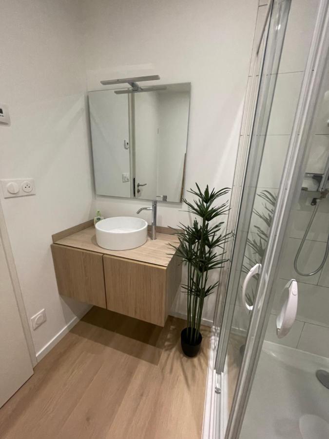 Sejour Detente - Appart'Hotel N 1 Avec Jaccuzi, Piscine Et Petit-Dejeuner Chouzelot Екстериор снимка